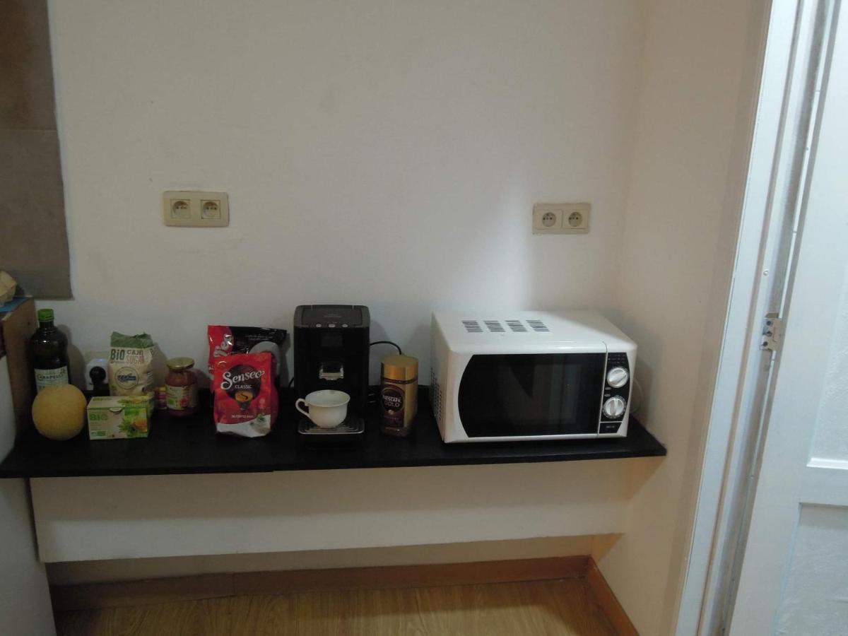 Fertile Apartment Charleroi Ngoại thất bức ảnh